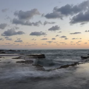 סניקרס לבנים